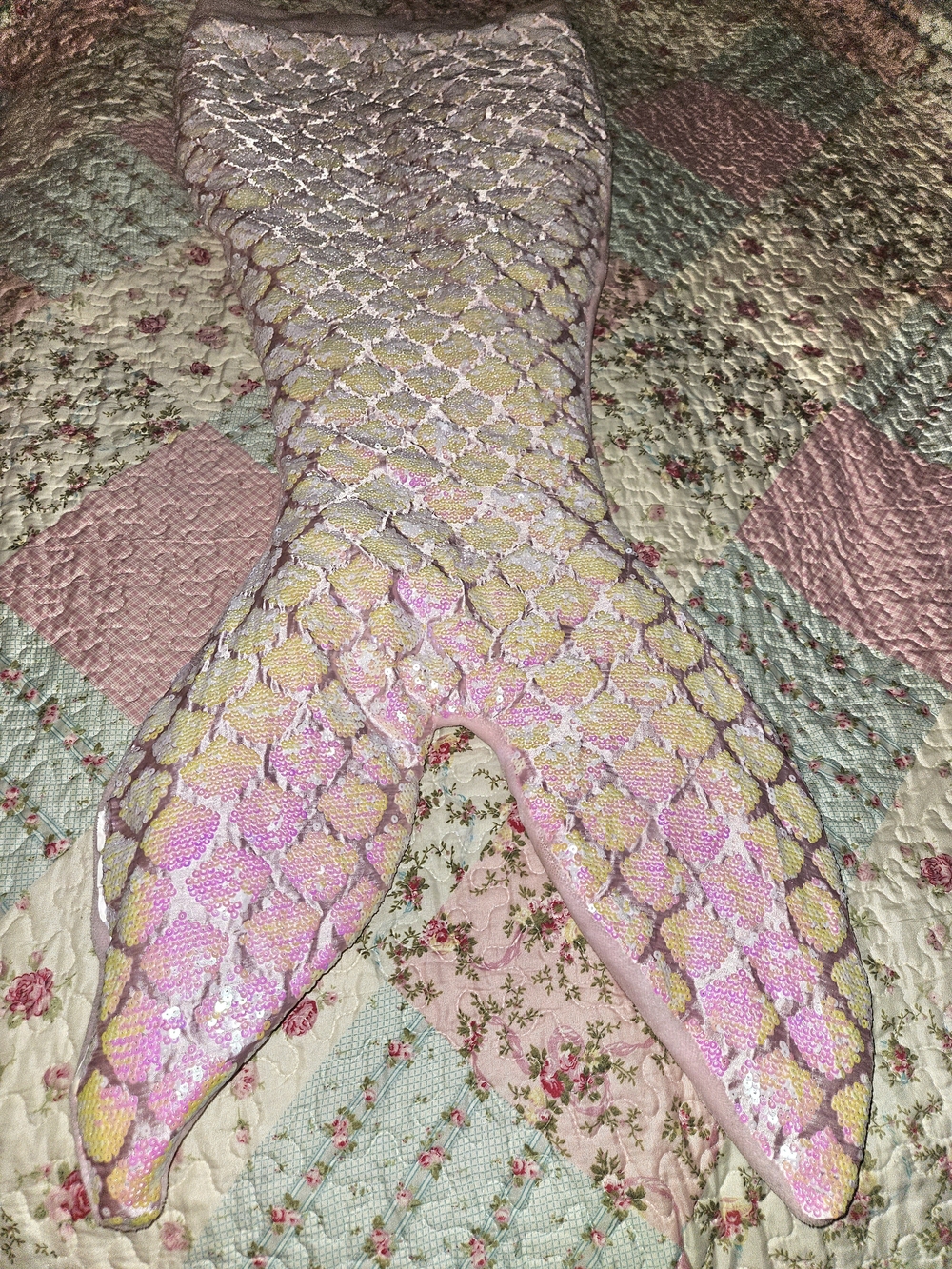 Sparkly Pastel Mermaid Tail Blanket - Pink and Yellow